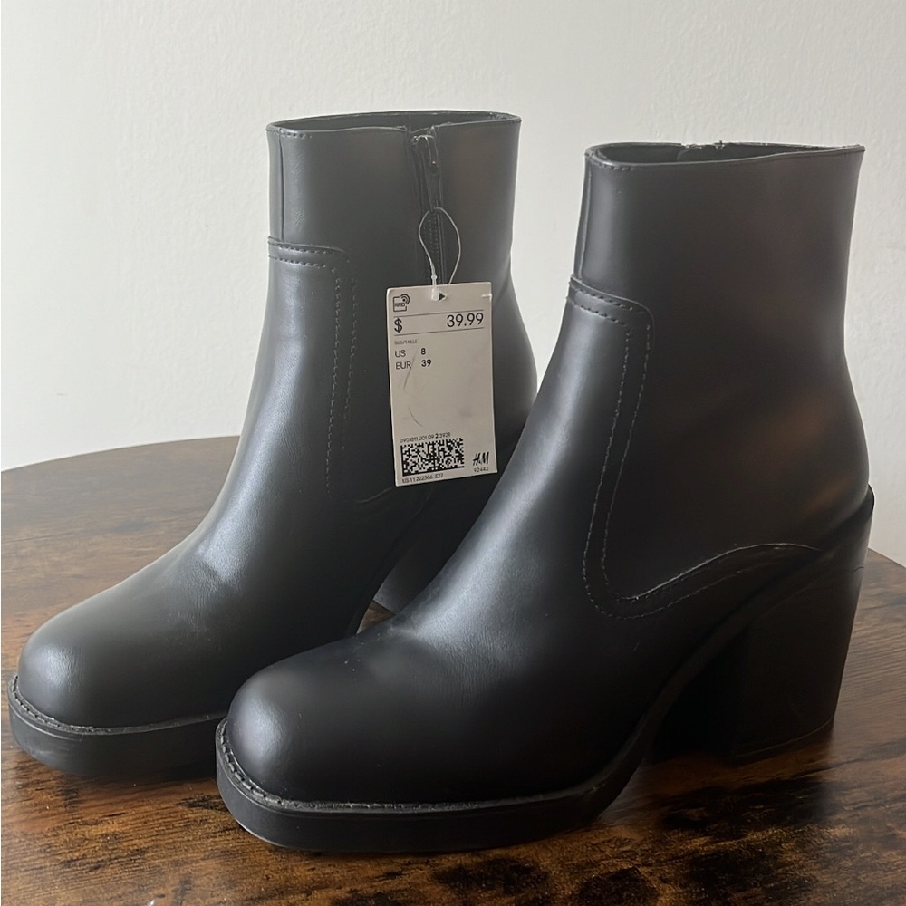 Brand new never worn black booties size 8